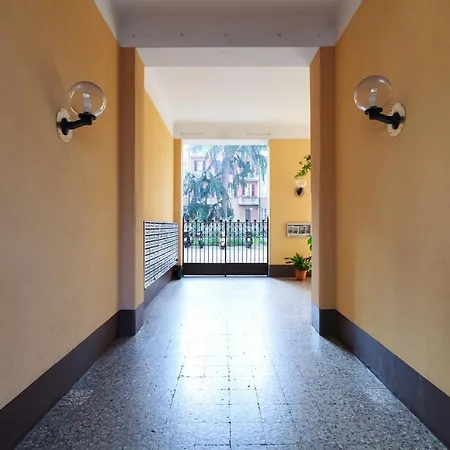 Primopiano - Tibaldi Apartment Milan