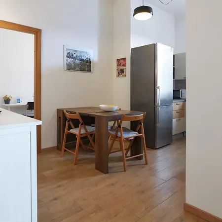 Primopiano - Tibaldi Apartment Milan